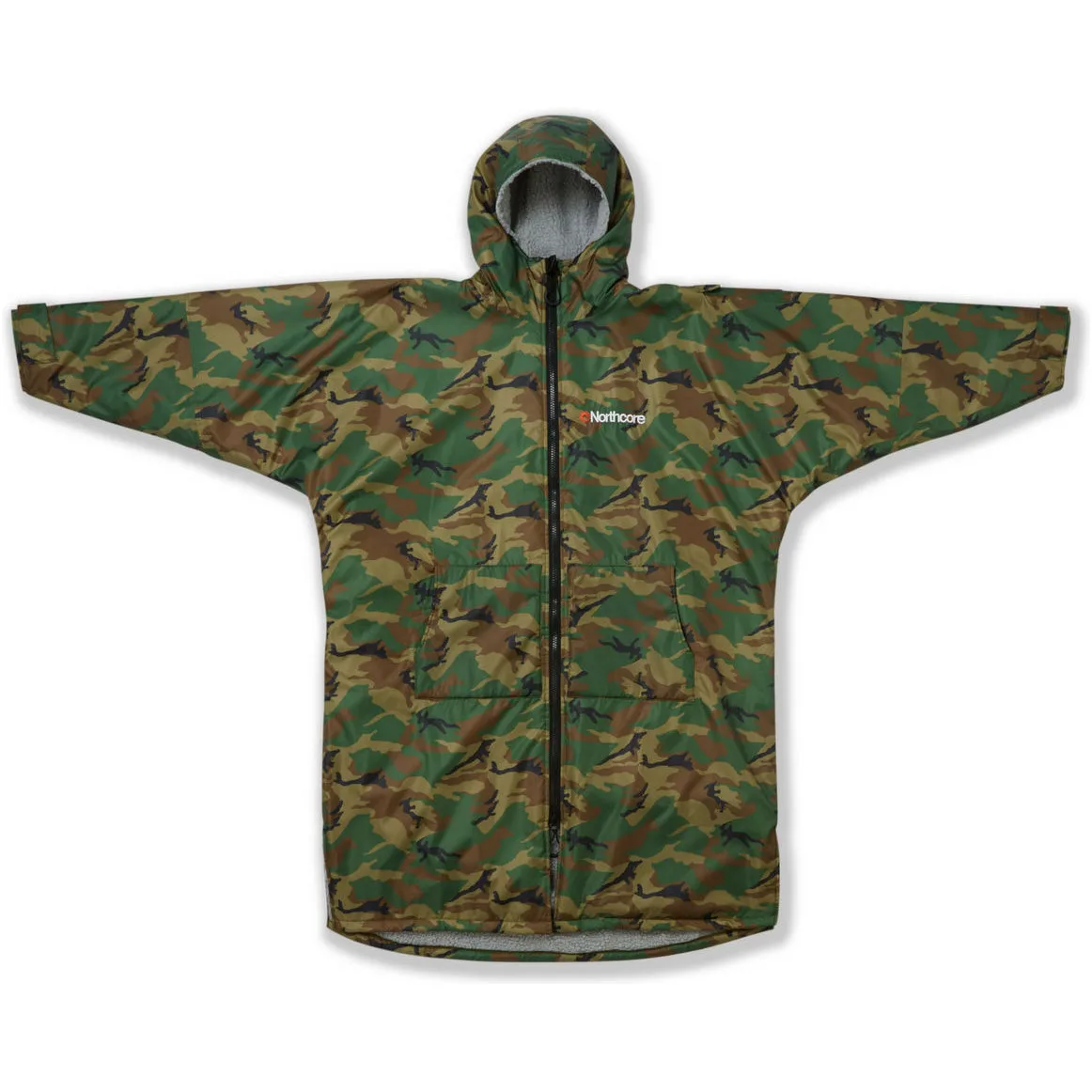 2026 Northcore Beach Basha Sport Long Sleeve Changing Robe NOCO24N - Camo