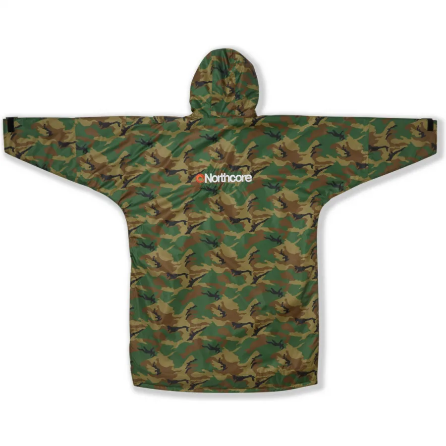 2026 Northcore Beach Basha Sport Long Sleeve Changing Robe NOCO24N - Camo