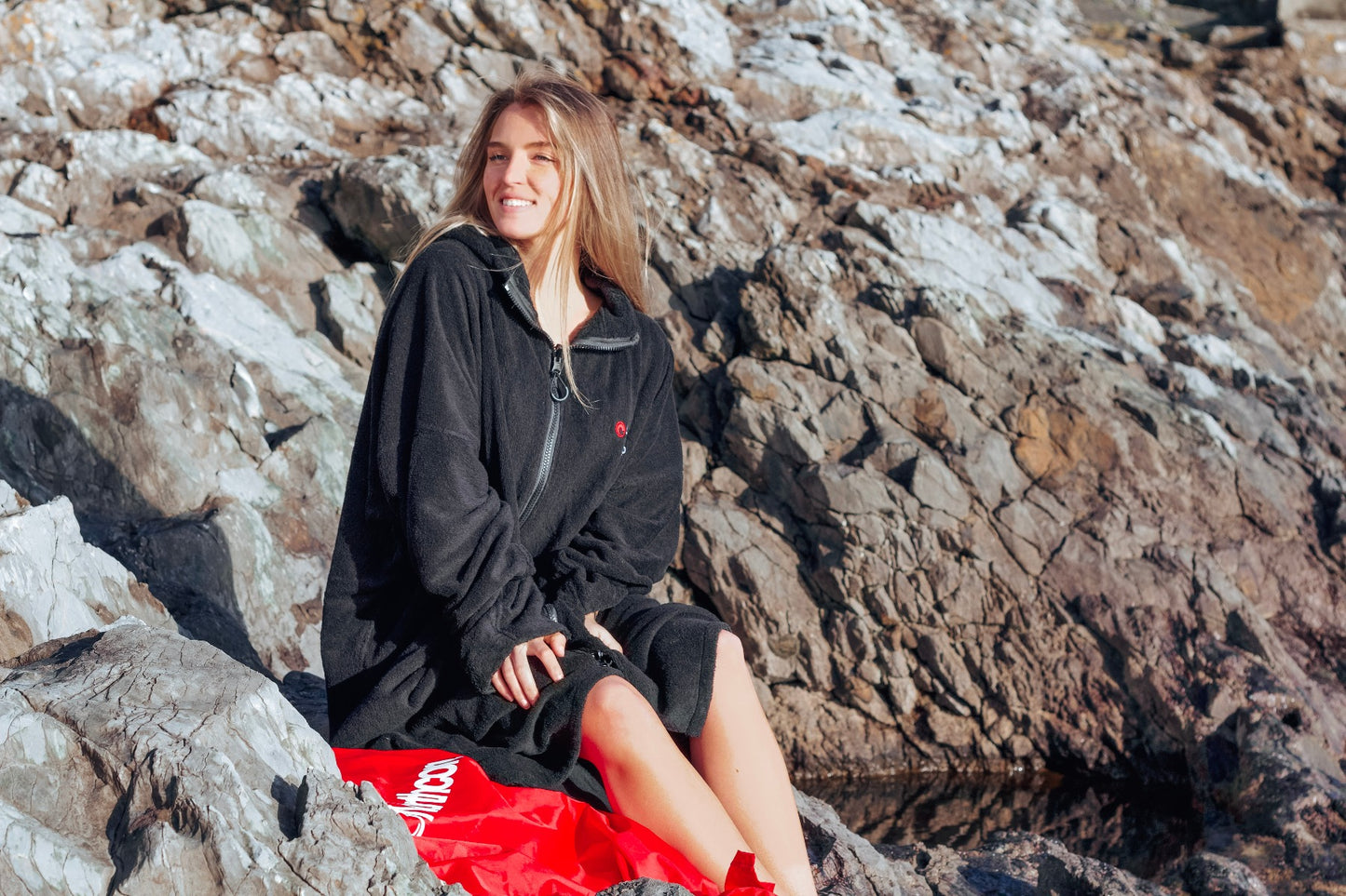Beach Basha PRO - 4 Season Hard Shell Changing Robe - Red