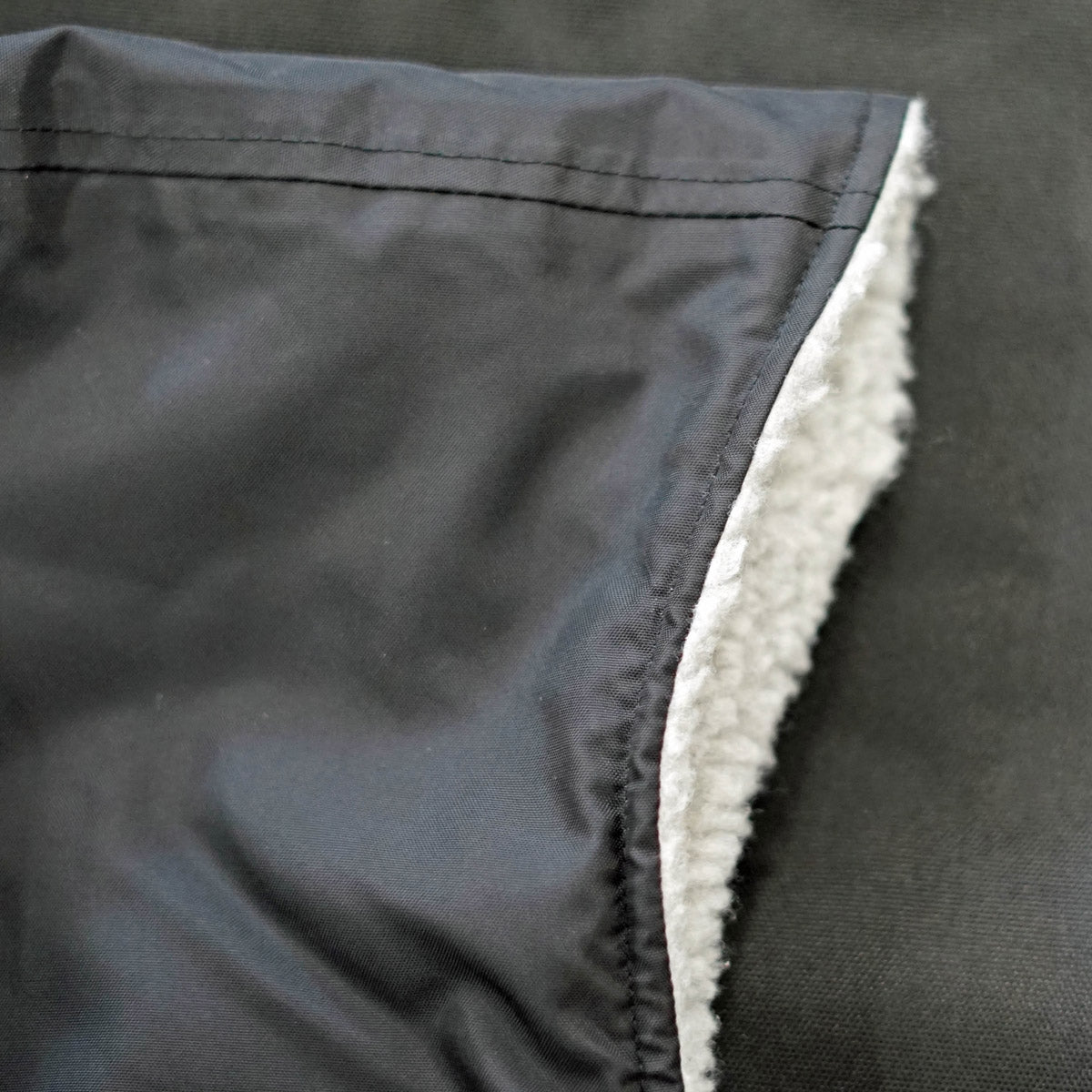 Beach Basha Sport Changing Robe - Black
